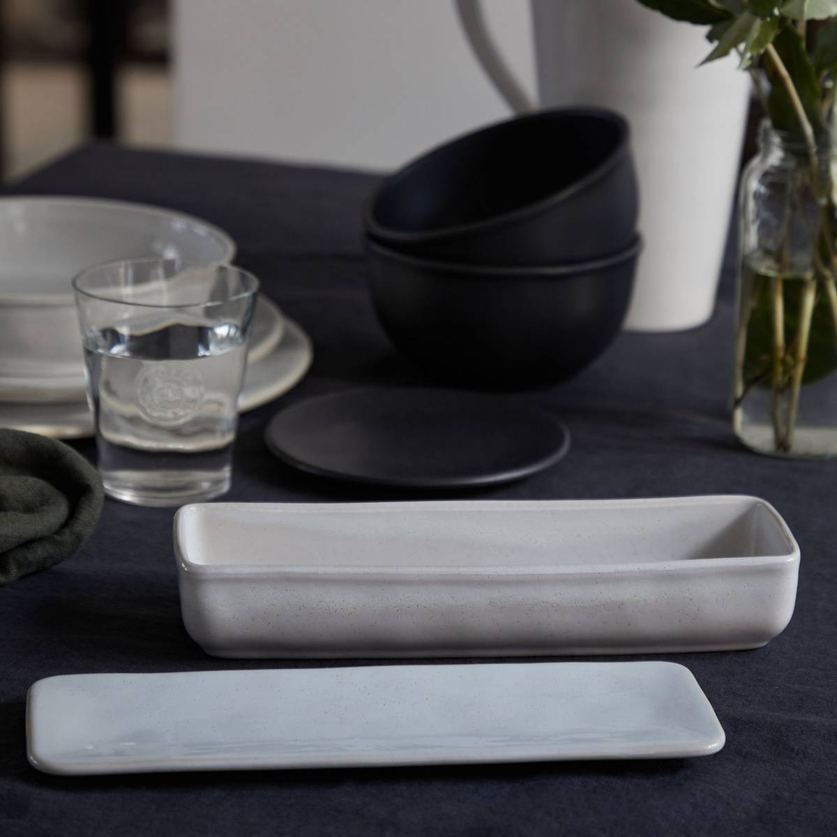 Pot rectangulaire 27cm avec couvercle plat Roda Pot rectangulaire 27cm avec couvercle plat Roda