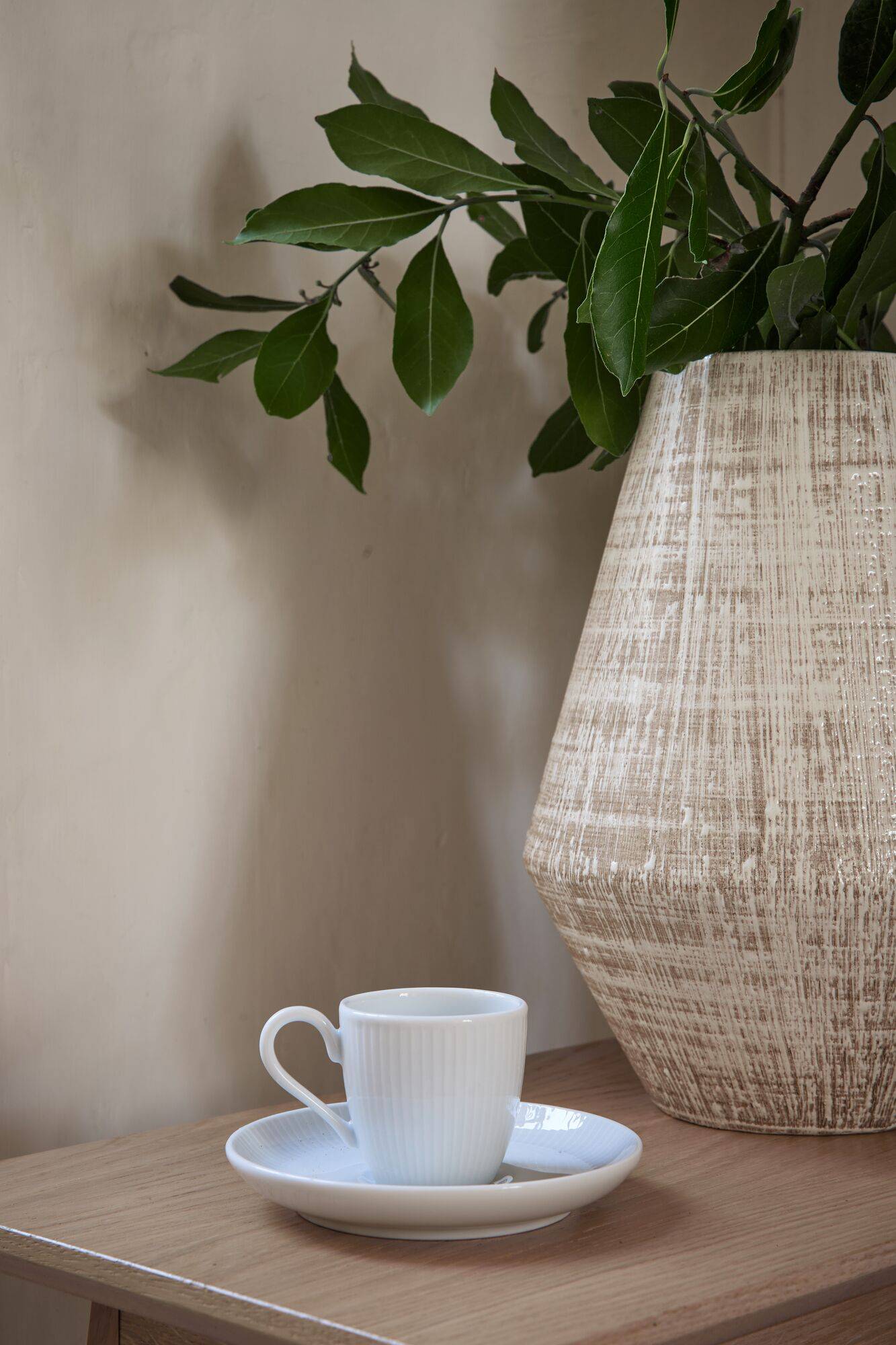 Lot de 6 Tasses à café et soucoupes en porcelaine Plissé - Image 1