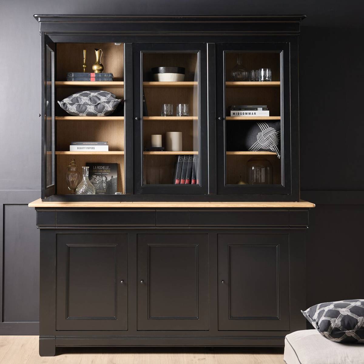 Buffet vaisselier bois massif 6 portes 3 tiroirs Embellie Buffet vaisselier bois massif 6 portes 3 tiroirs Embellie
