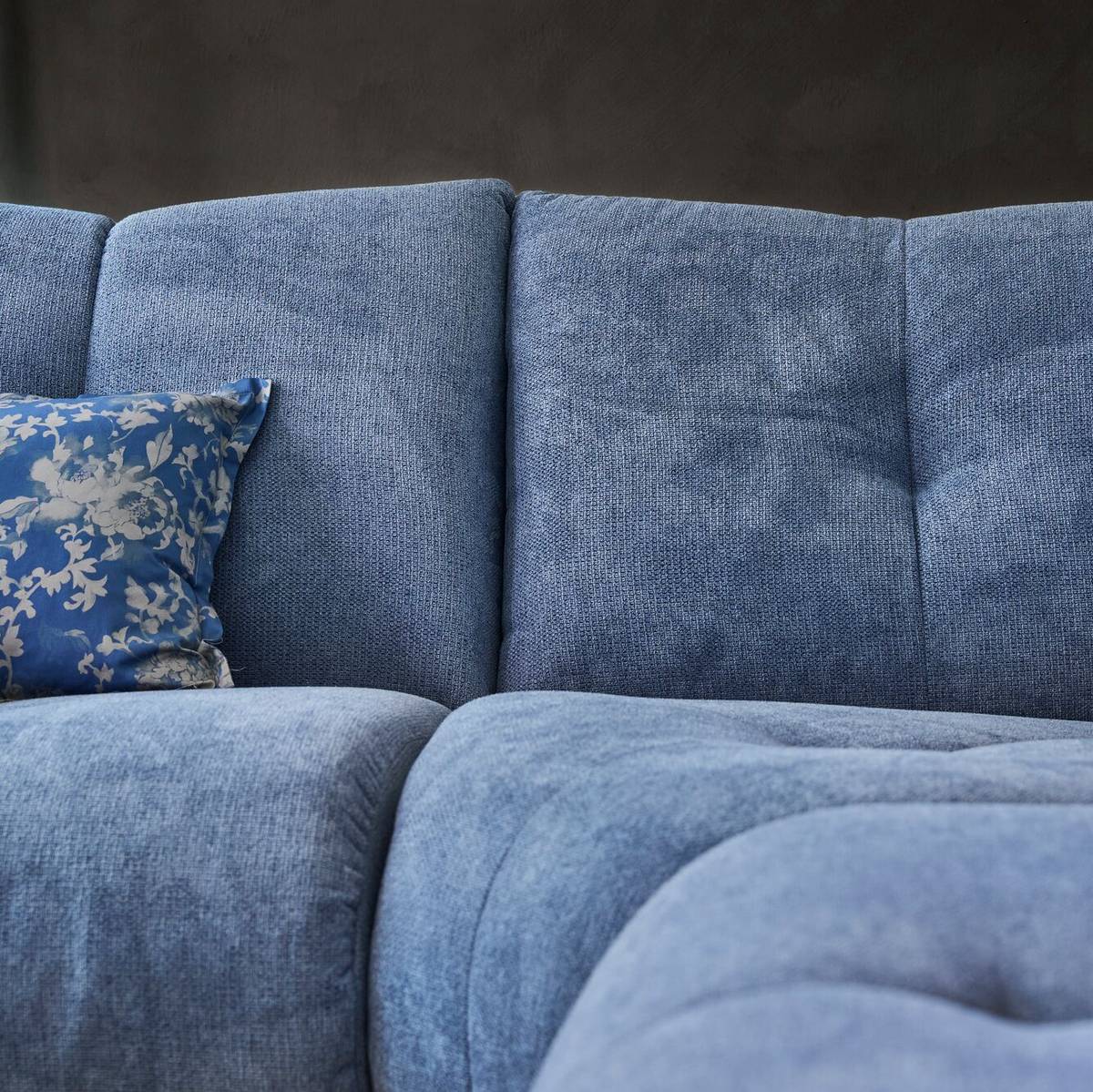 Canapé d'angle modulable tissu avec pouf Benny Canapé d'angle modulable tissu avec pouf Benny