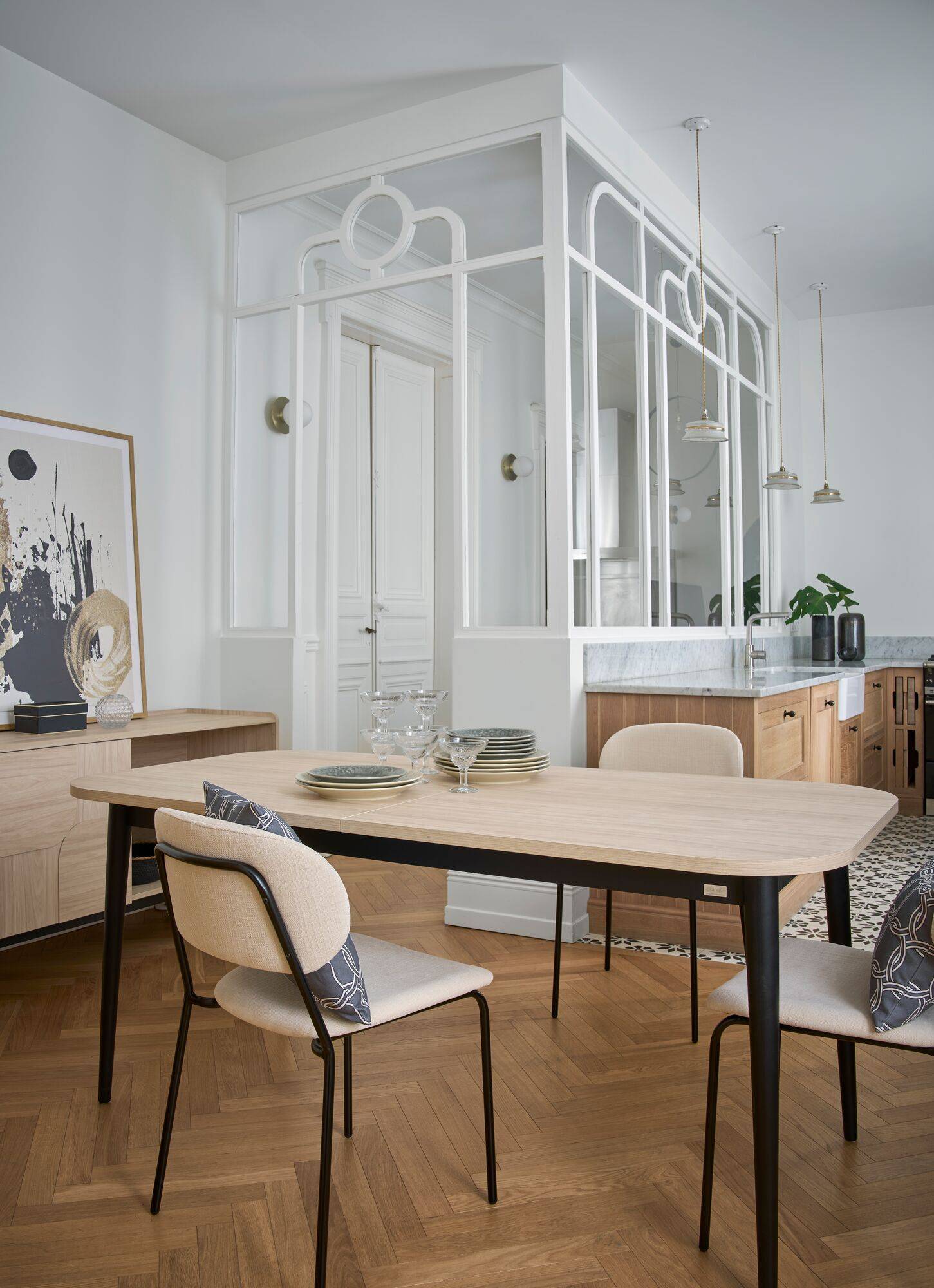 Table à manger extensible bois 6 à 8 personnes Mila - Image 1