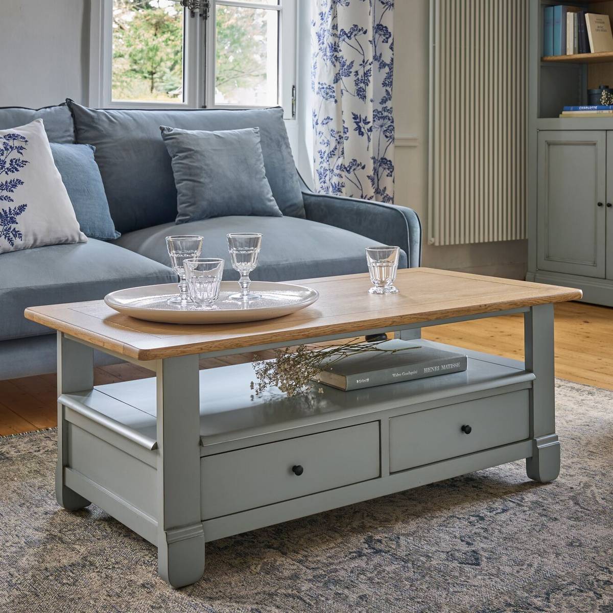 Table basse bois massif 2 tiroirs Embellie Table basse bois massif 2 tiroirs Embellie