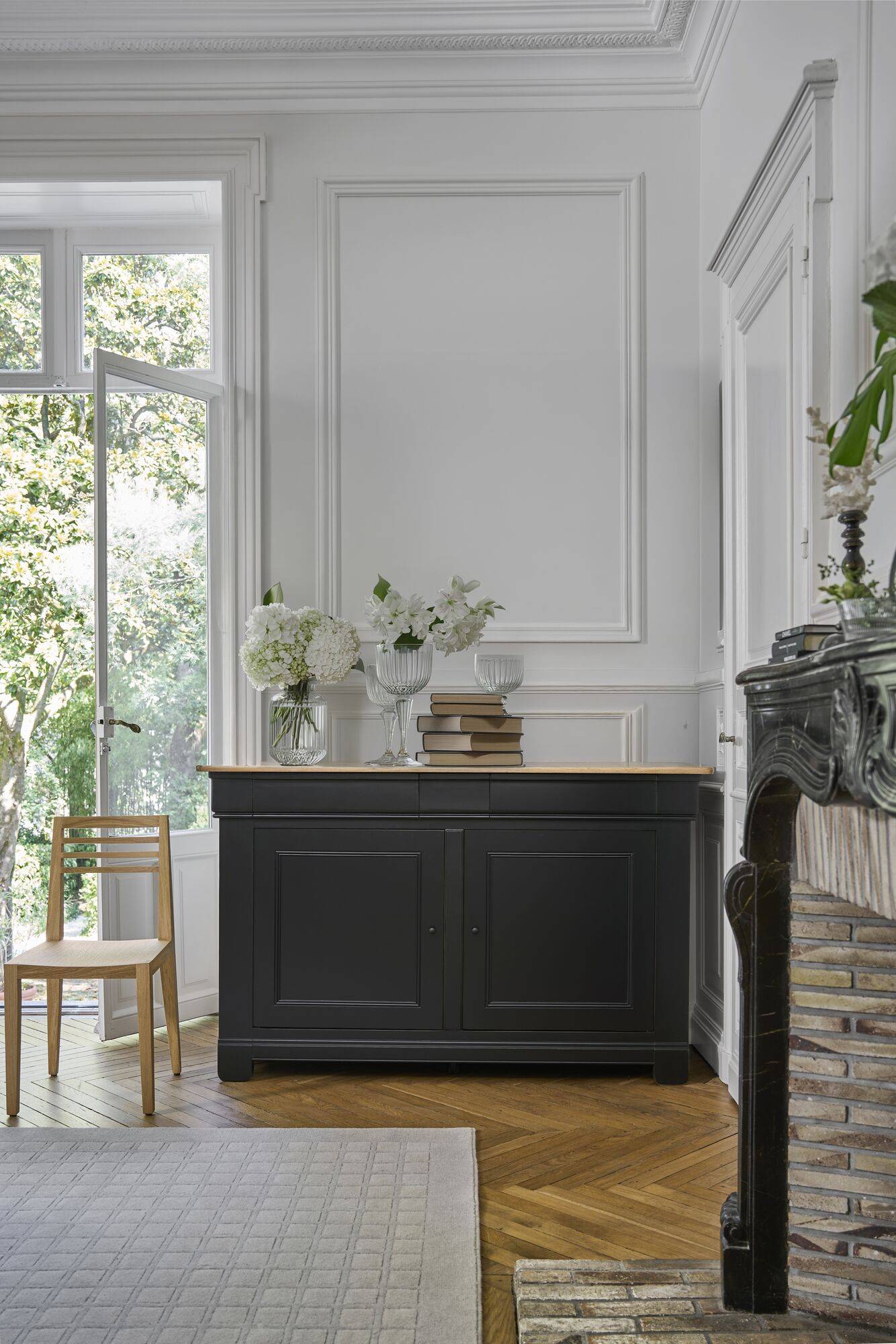 Buffet bois massif 2 portes 3 tiroirs Embellie - Image 1