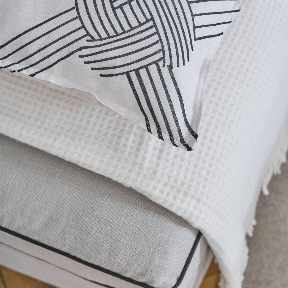 Plaid nid d'abeille coton polyester recyclé Pazenn Plaid nid d'abeille coton polyester recyclé Pazenn