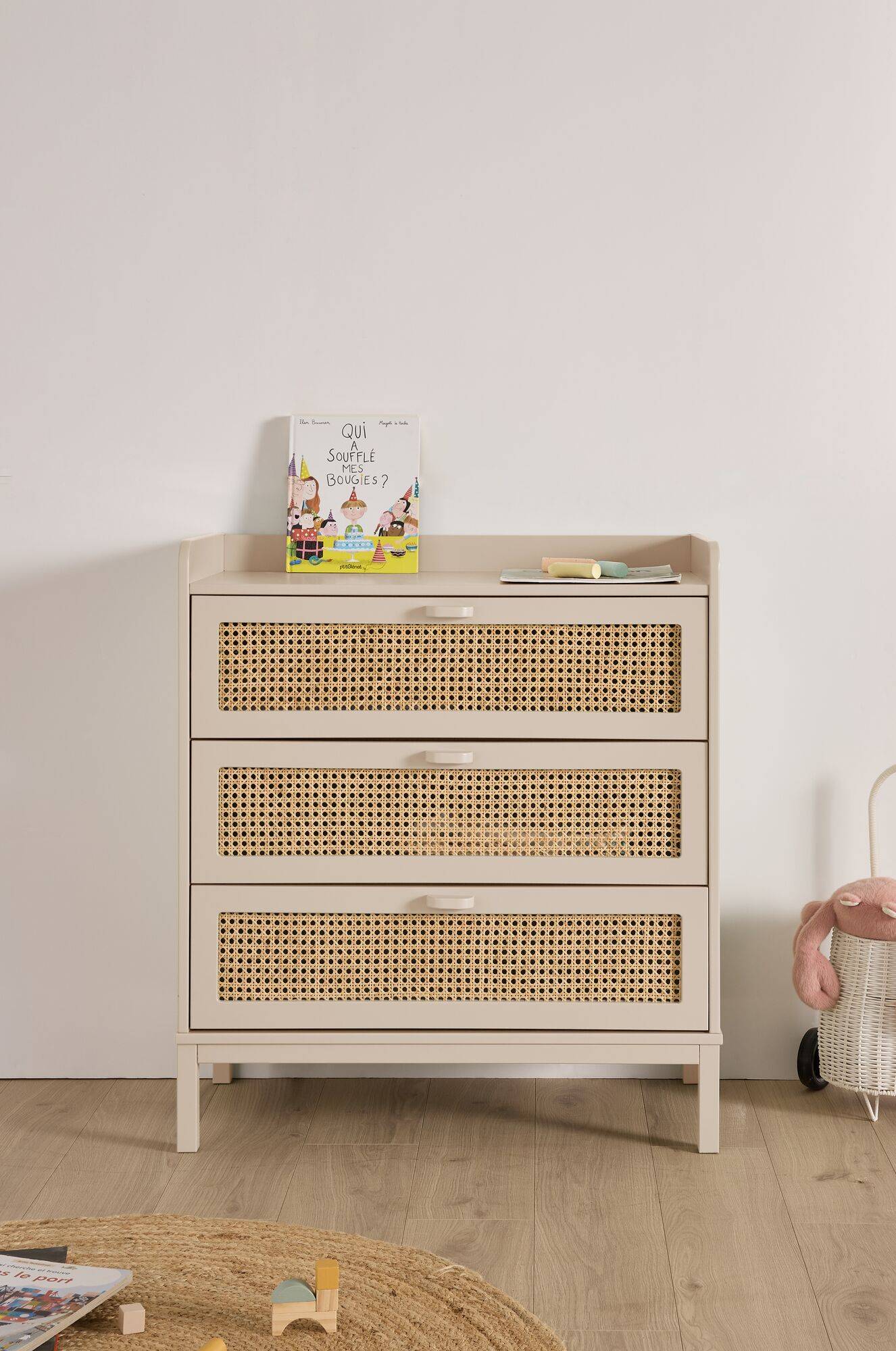 Commode Sam - Image 1