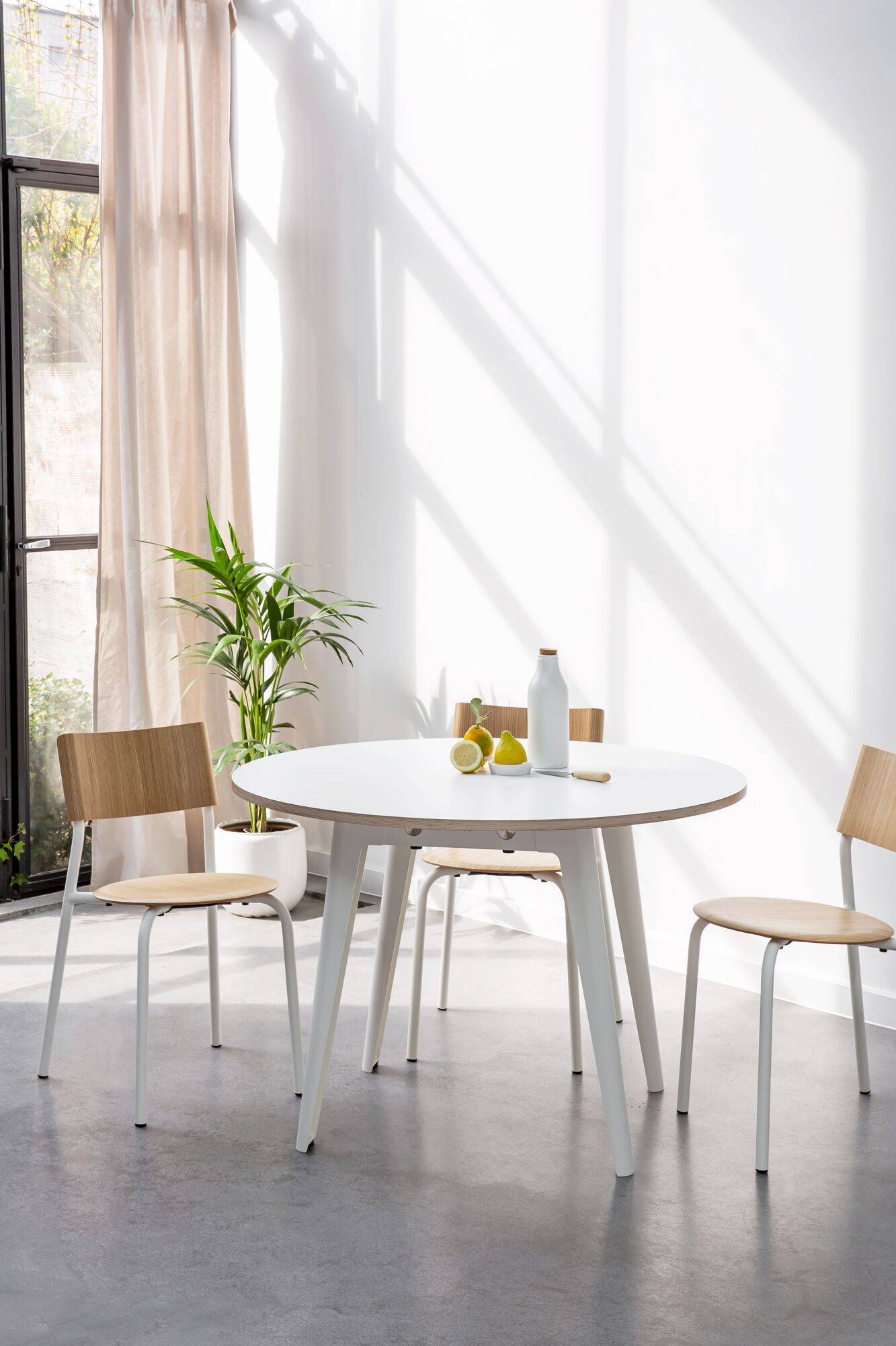 Table à manger New Modern - Image 1