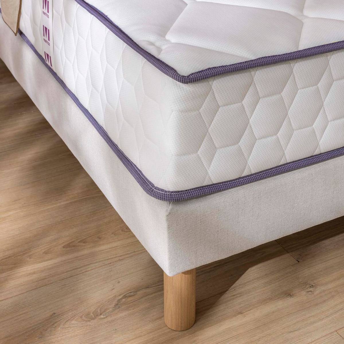 Matelas ressorts ensachés 24 cm Cheer Bed Matelas ressorts ensachés 24 cm Cheer Bed