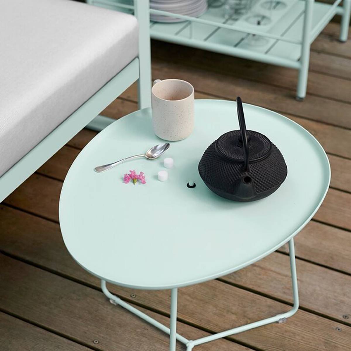 Table Basse Plateau Amovible Cocotte en Acier et Aluminium Table Basse Plateau Amovible Cocotte en Acier et Aluminium