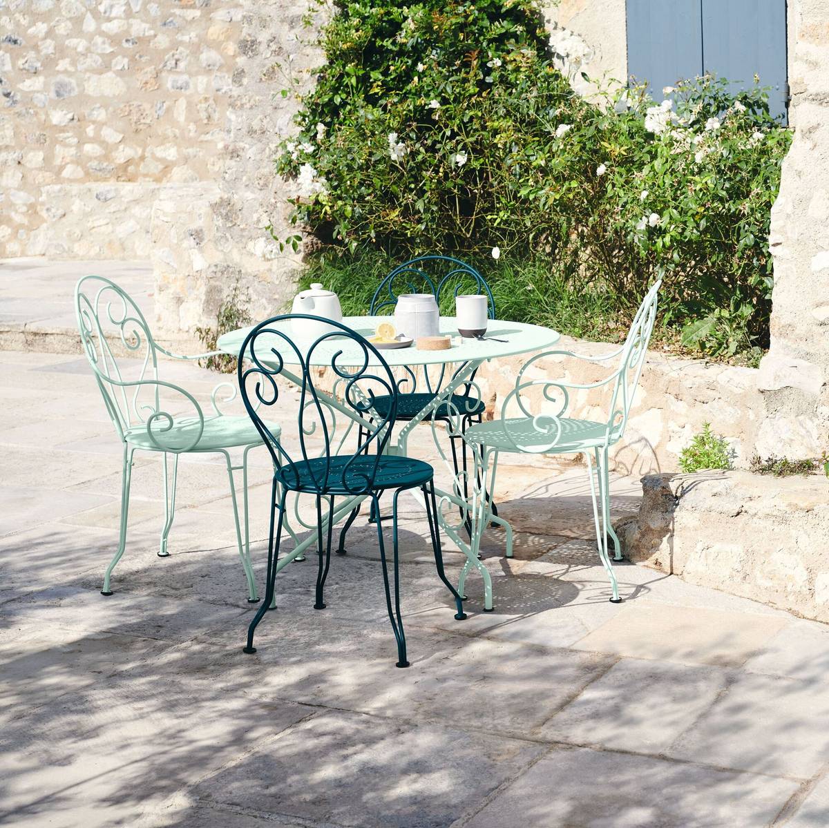 Lot de 2 Fauteuils Empilables Montmartre en Acier Lot de 2 Fauteuils Empilables Montmartre en Acier