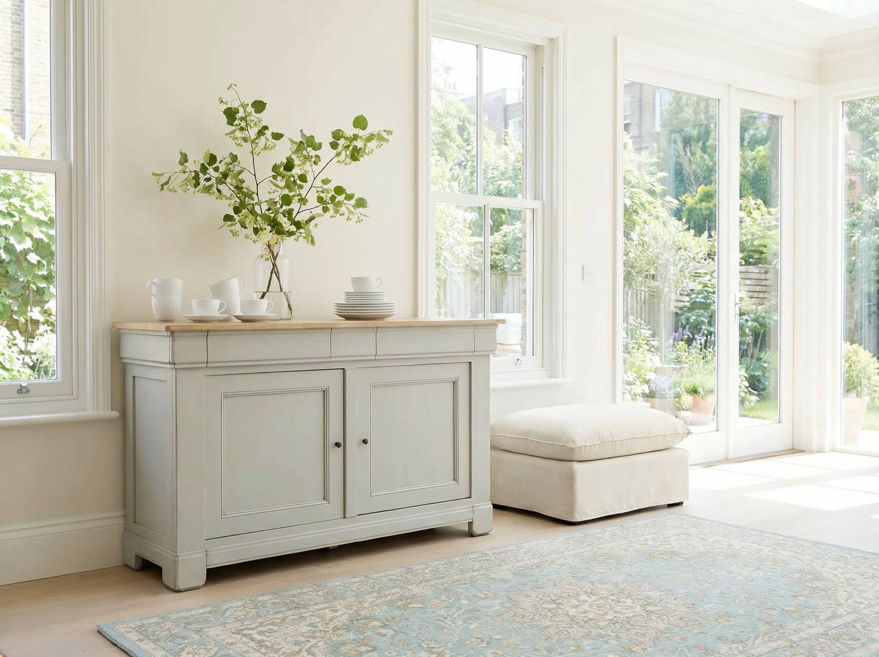 Buffet bois massif 2 portes 3 tiroirs Embellie - Image 1