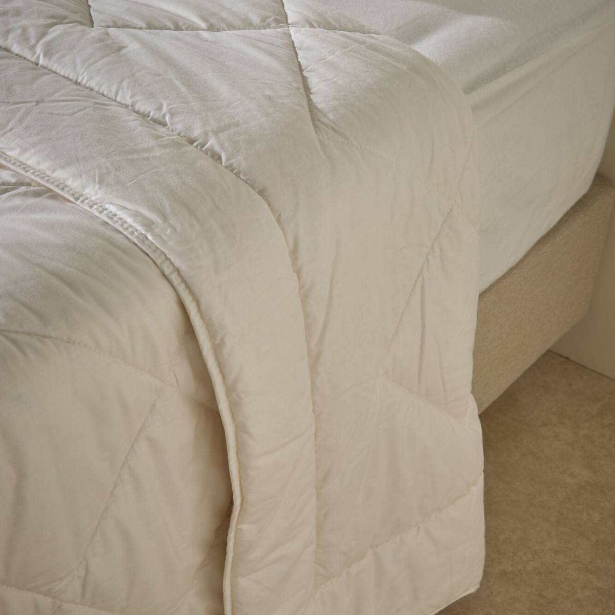 Couette légère coton biologique Coline Couette légère coton biologique Coline