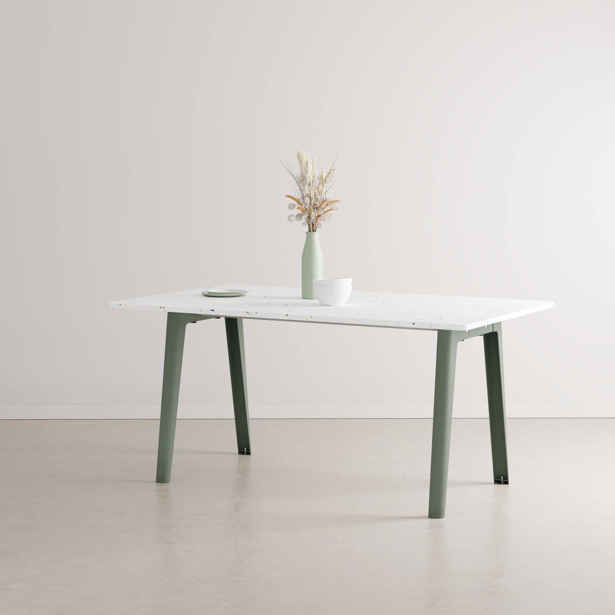 Table à manger rectangulaire en plastique recyclé New Modern TIPTOE