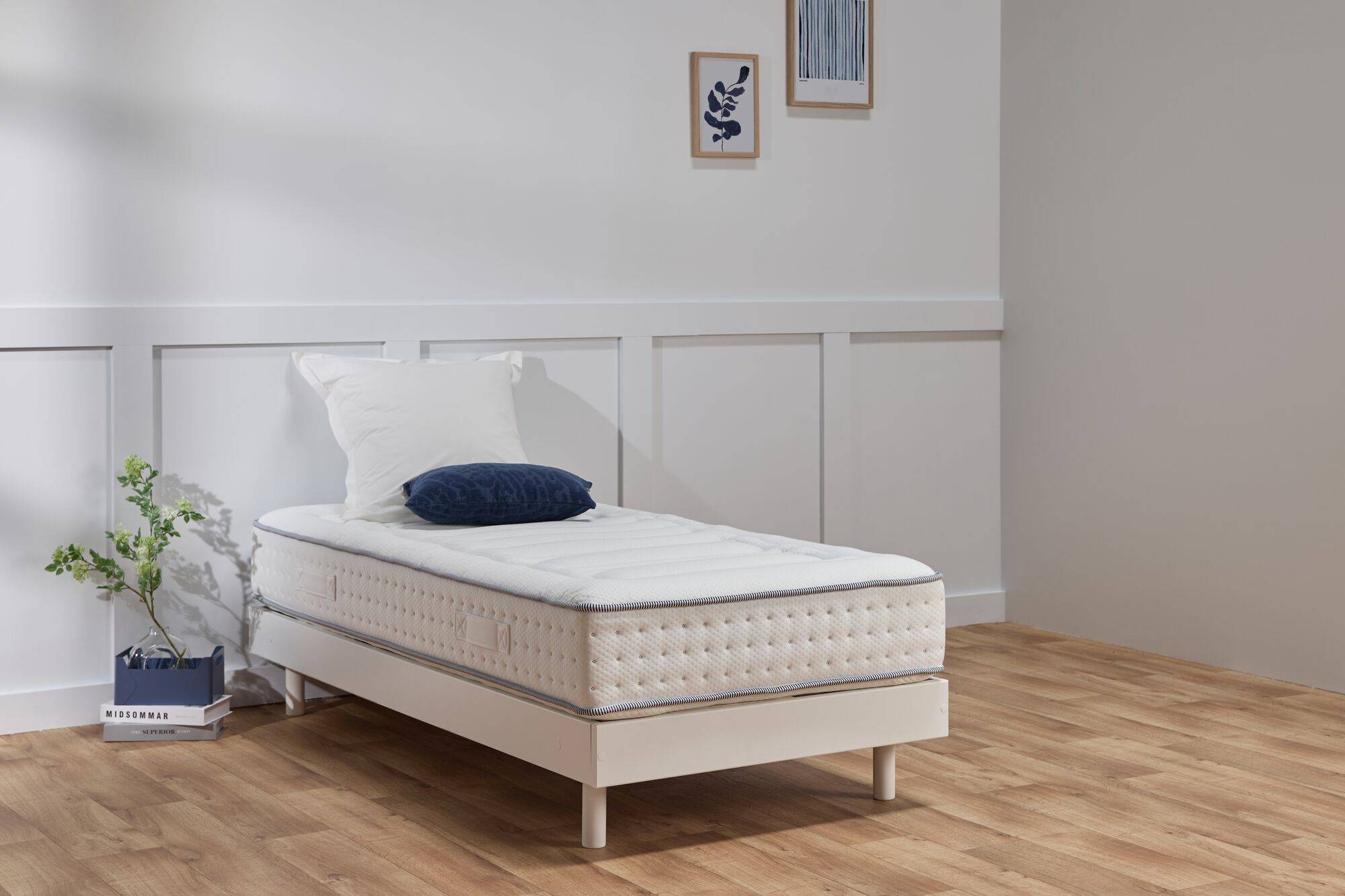 Matelas mousse haute densité et accueil mémoire de forme épaisseur 25cm Edouard