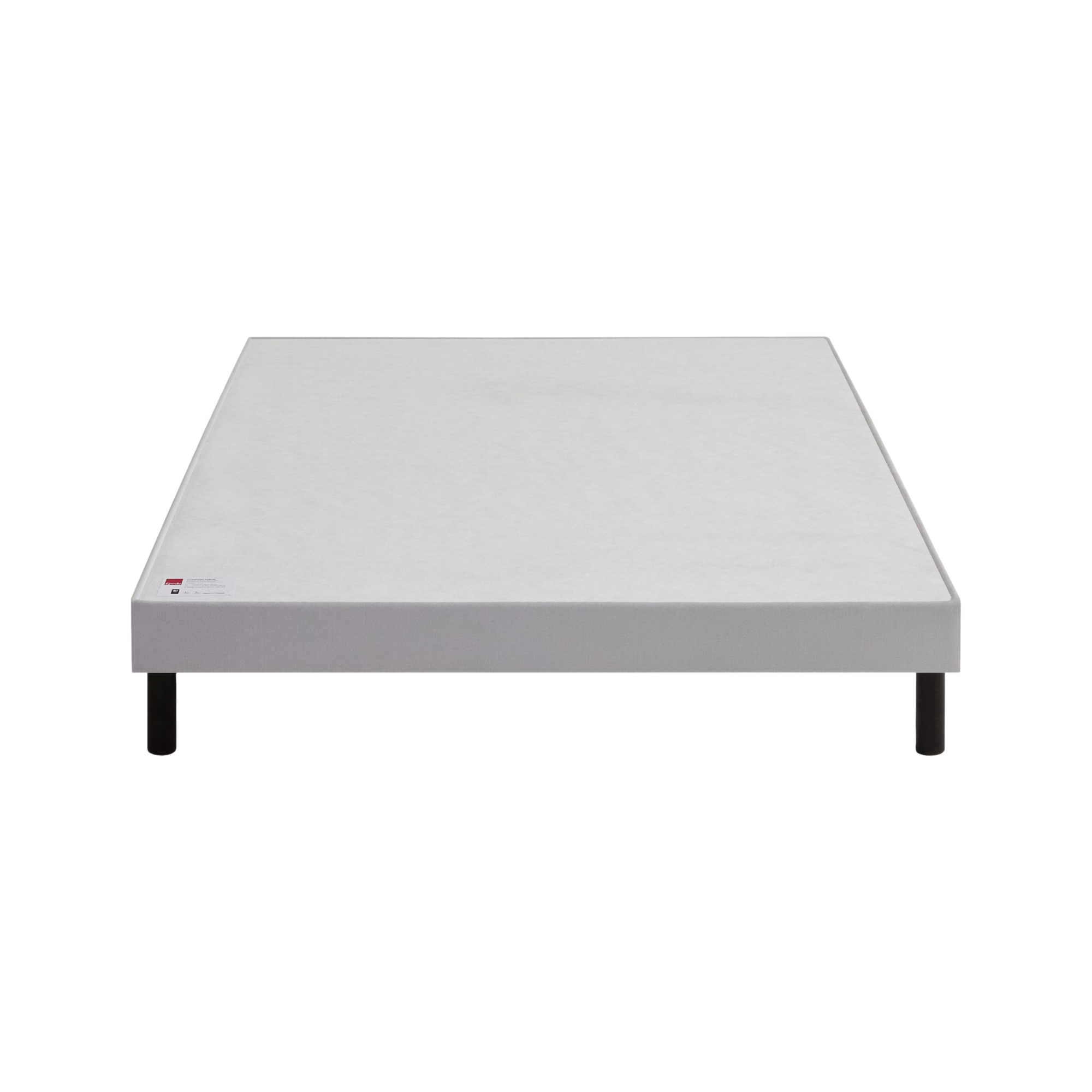 Le sommier Escale du fabricant Epeda est une valeur sûre !Son esthétique épurée et son coloris gris clair lui donnent un style résolument moderne.Équipé de lattes passives en bois massif, il renforce la fermeté du soutien de votre matelas.Et ce n'est pas tout : sa structure en bois massif, associée à ses lattes solides, vous garantit robustesse et longévité incomparables.