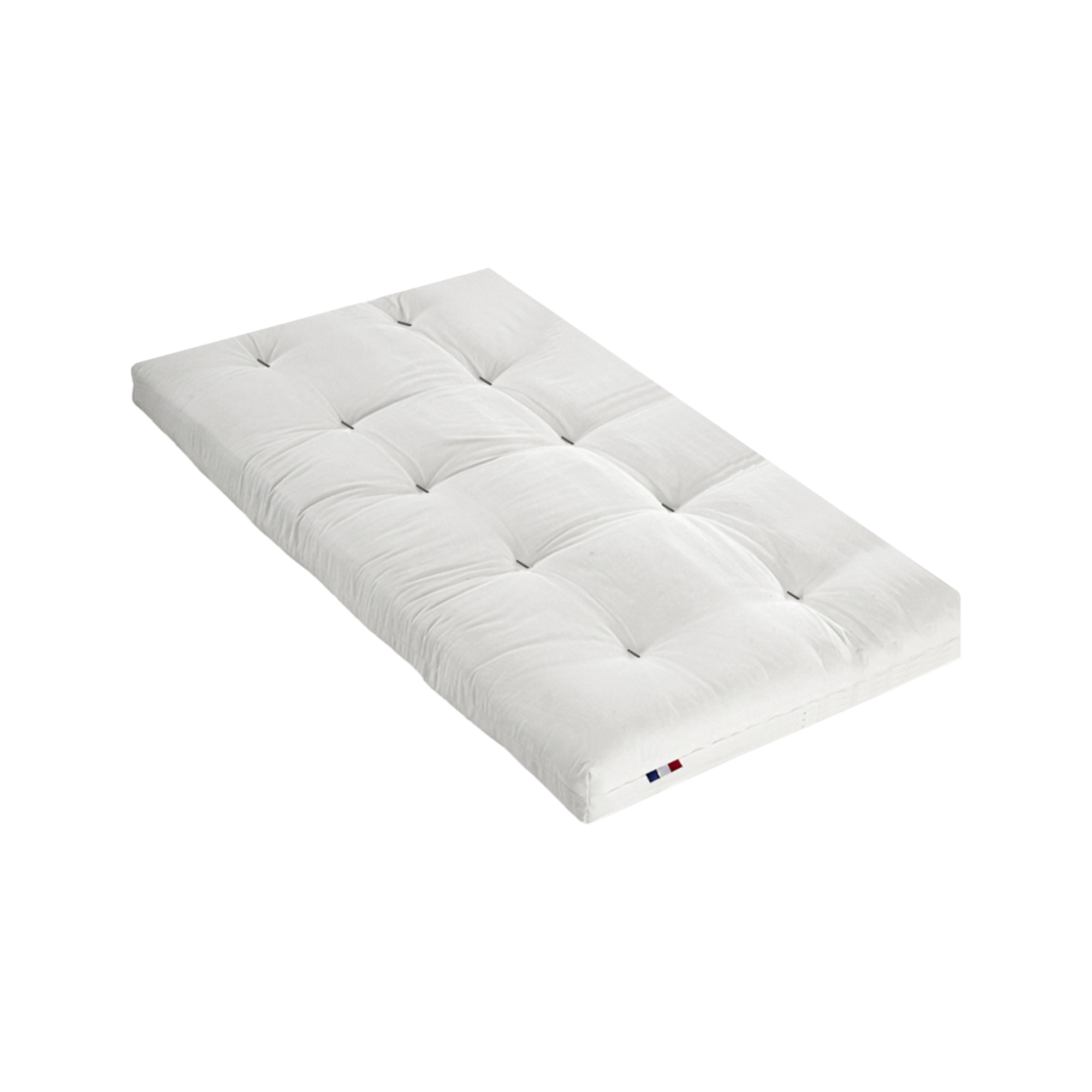 Ouvrez-vous à la culture du monde avec le savoir-faire français !Découvrez le matelas futon Jules Camif.Pratique et étonnant, ce matelas sera votre allié pour vos couchages occasionnels.Fabriqué à la main, il offre un confort artisanal ferme.Ce futon est composé de 5 couches de ouate. Avec ses 11 cm d'épaisseur, il est facilement roulable pour un rangement facile. Il est renforcé par des capitons en barrettes qui offrent une tenue de la matière pour un produit robuste.Vous pouvez l'utiliser à même le sol ou sur un sommier.