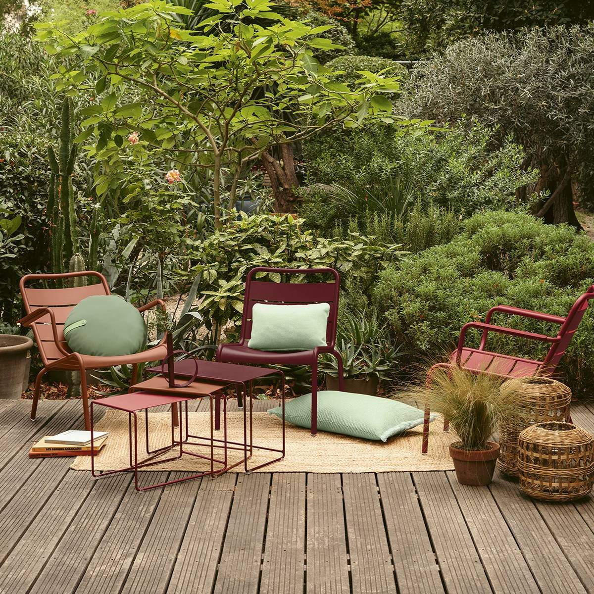 Trilogie de tables basses gigognes Evasion Florale Oulala Trilogie de tables basses gigognes Evasion Florale Oulala