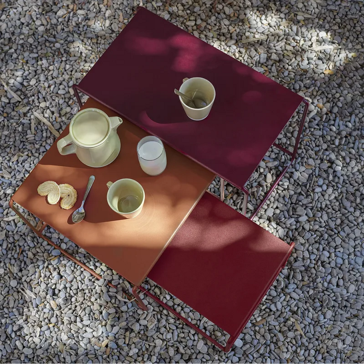 Trilogie de tables basses gigognes Evasion Florale Oulala Trilogie de tables basses gigognes Evasion Florale Oulala