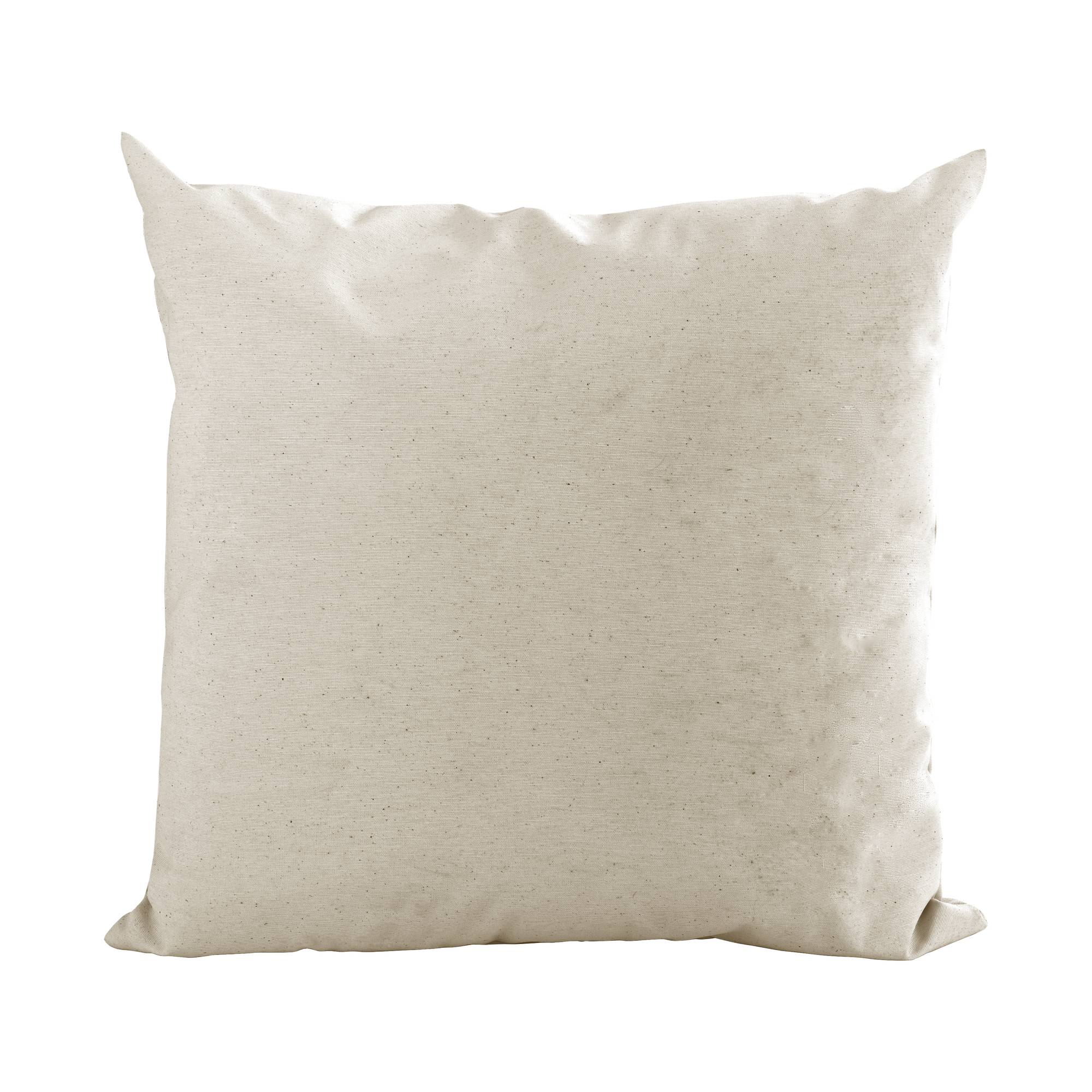 Et si vous apportiez un peu de style à votre extérieur ? Pasde problèmes, nous avons la solution avec le Coussin d'Extérieur de lacollection Heva.Conçue dans la région de Valence en Espagne, la collectionHeva vous offre tout une palette de coloris pour habiller votre salon dejardin. Ce coussin, fait pour l'extérieur, est déperlant, anti-UV,résistant au chlore et à l'eau de mer. Le tissu utilisé est recyclé à 95% et son garnissage est recyclé à 100 % grâce aux chutes de mousse qu'ilcomporte.Le coussin de la collection Heva apporte une touche de styleet de confort à votre salon de jardin. Le large assortiment de couleurvient vous offrir une multitude de possibilité. Que vous souhaitiez créer uncoin lecture cosy ou un espace détente modulable pour vos soirées entre amis,nos coussins s'adaptent parfaitement à vos besoins.Alors n'hésitez plus et prenez place dans votre nouvel havrede paix signé Camif.