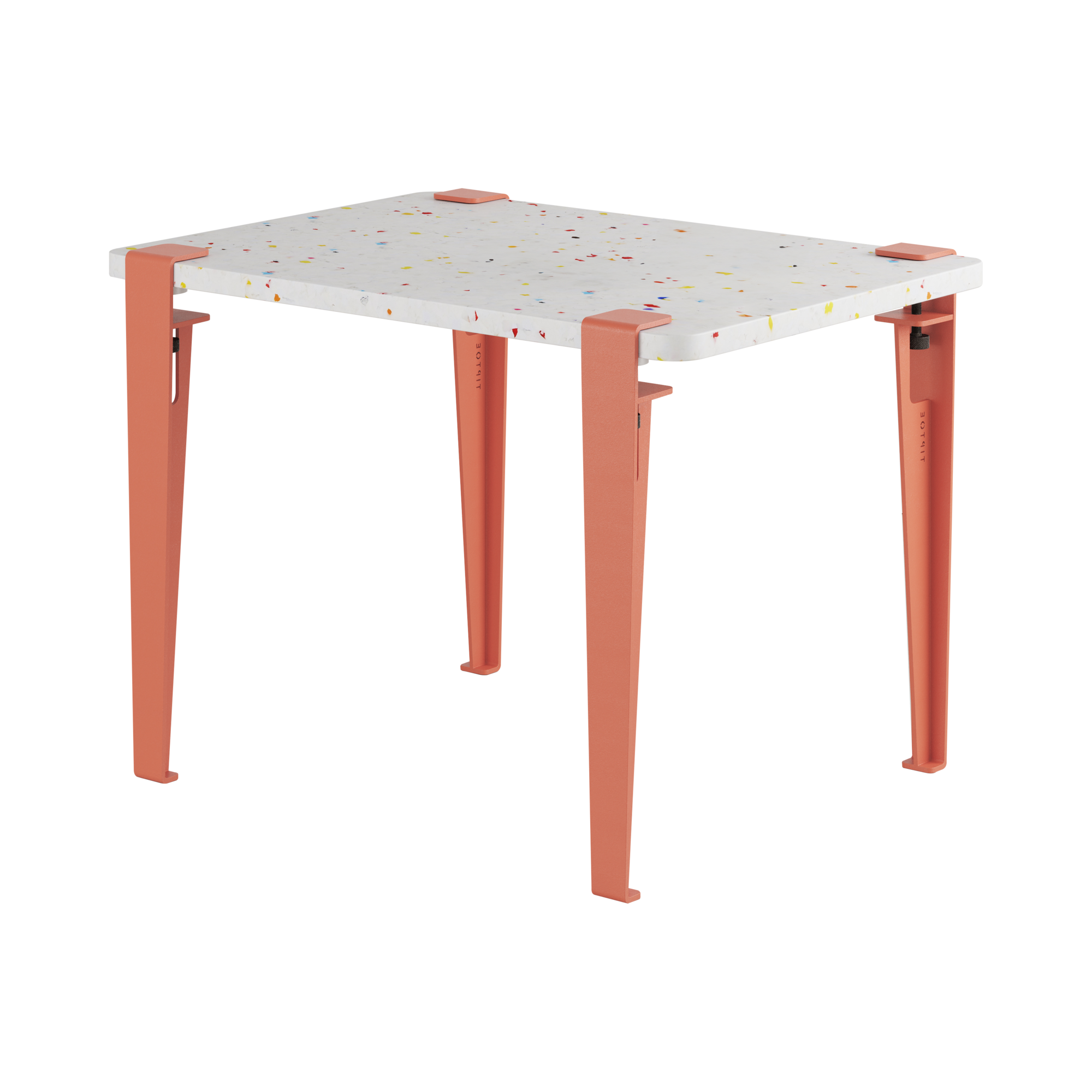 https://cdnimage.camif.fr/m/ce7900b1864f87ef/Web_PNG-01__de__meubles_enfant__bureaux_enfant_tables_et_chaises__rose__plastique_recycle__vice_versa__n__100370961181.png